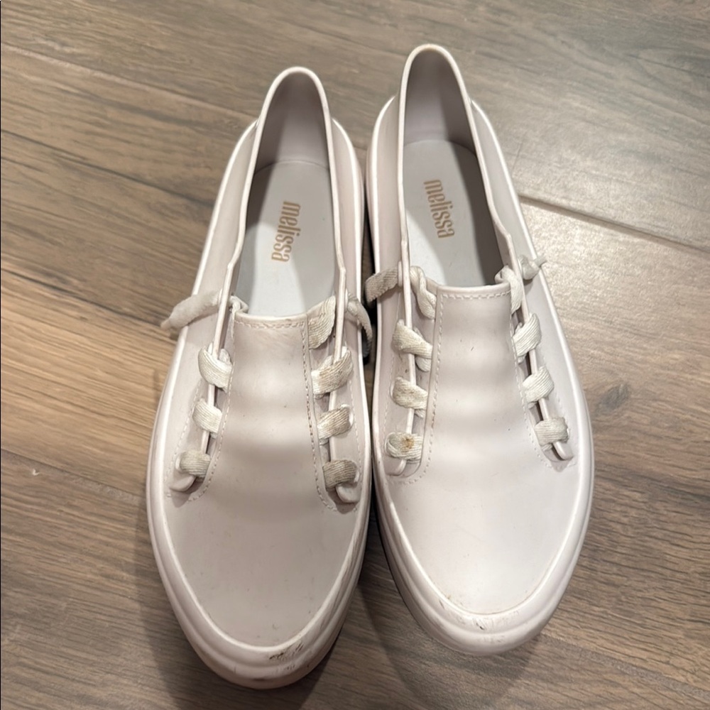 Melissa White Casual Sneakers with Elastic Straps